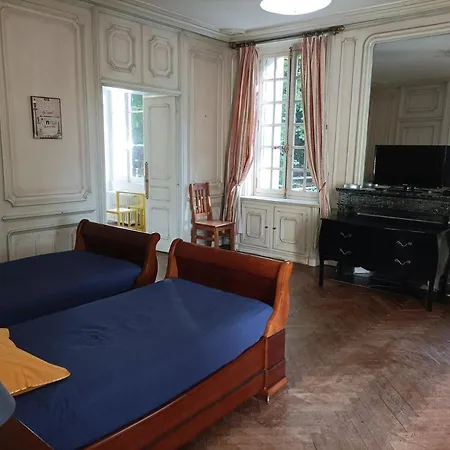 Chateau Le Valasse Casa de Férias *