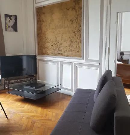 Chateau Le Valasse 度假居